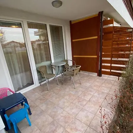 Udoben Apartma V Moravskih Toplicah Lägenhet Moravske-Toplice